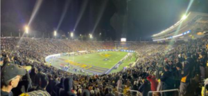 5 The Big Game som är en årlig fotbollsmatch mellan Berkeley och Stanford. Detta var den 150-e upplagan av matchen och det var över 60 000 personer på läktaren.